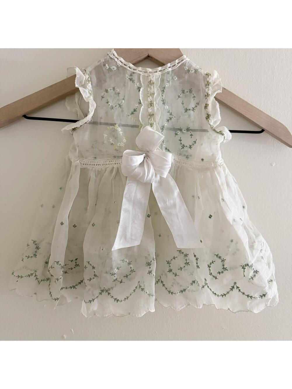 Antique HandMade Gorgeous Baby Infant Embroidered Net / Tulle w/ silk Bow Dress